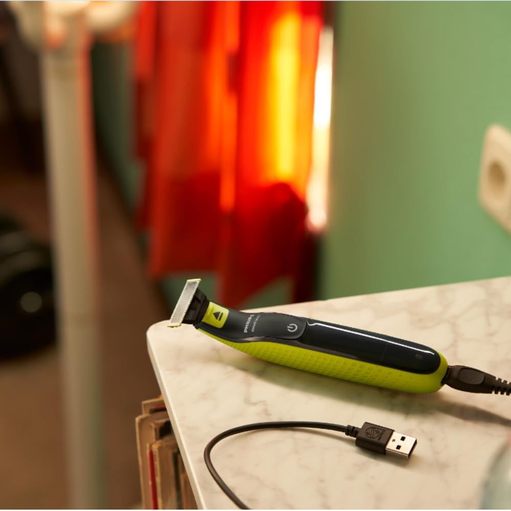 Aparador e raspador OneBlade com 3 pentes, à prova d’água, Bivolt - QP2724/10 Philips - Image 5